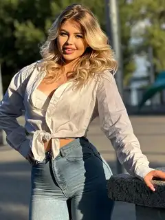 Amelia escort in London