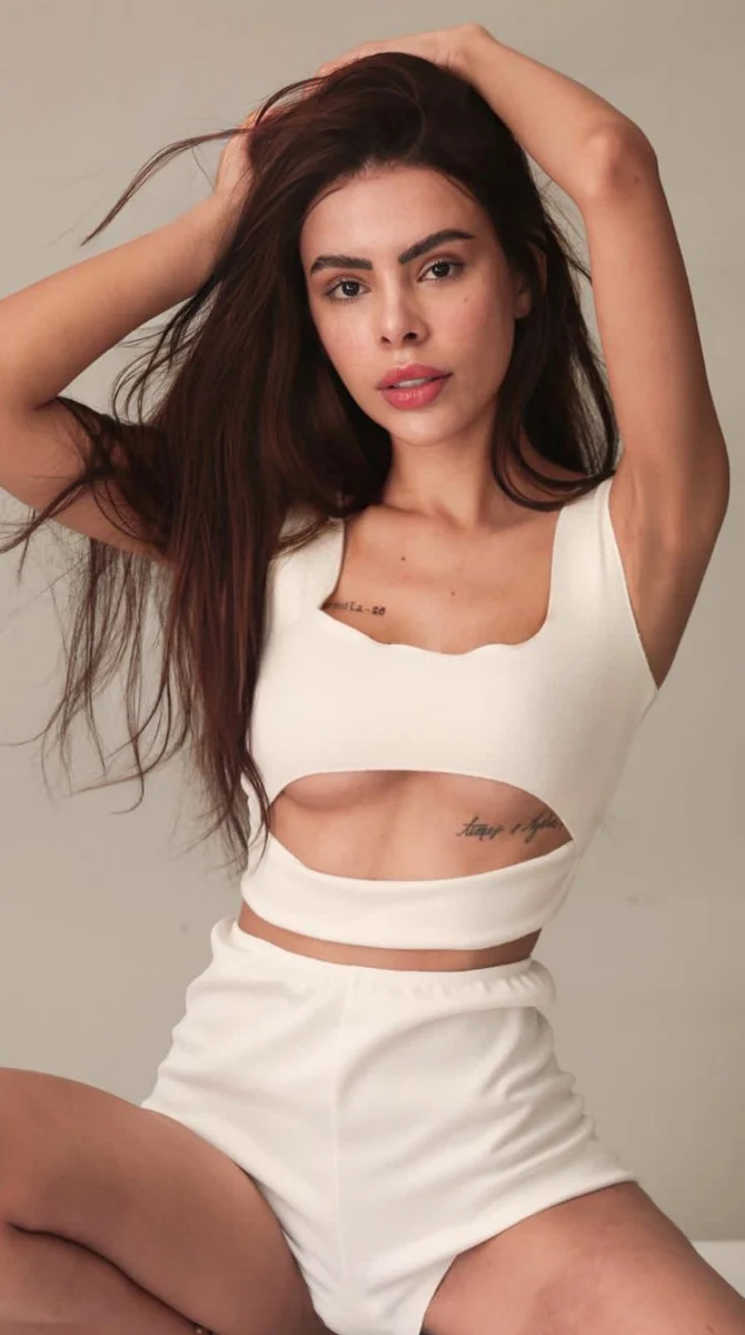 Ameline escort in London