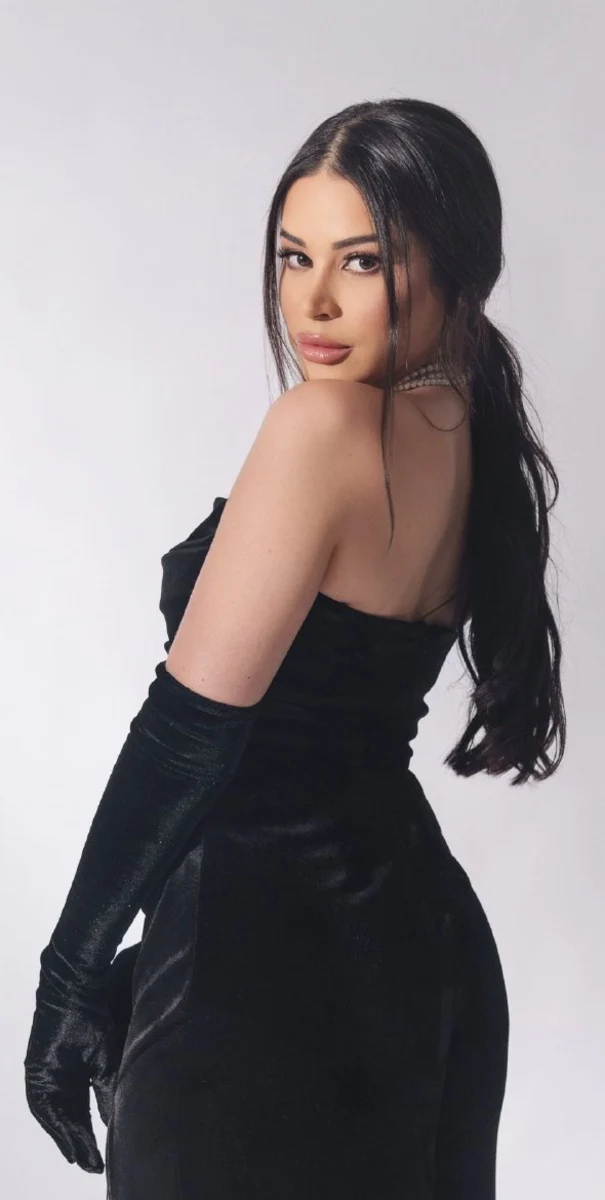 Anastasia escort in London
