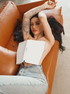 Camila escort in London