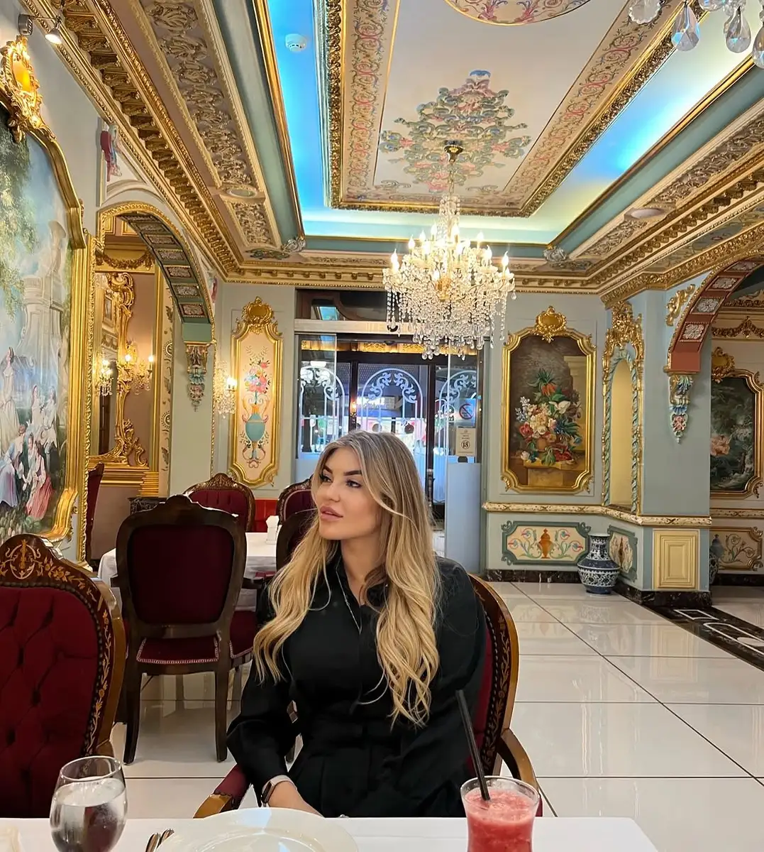 Camilla escort in London