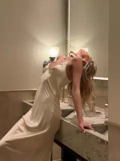 Caroline escort in London