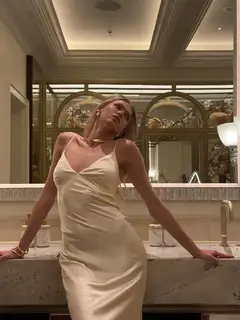 Caroline escort in London