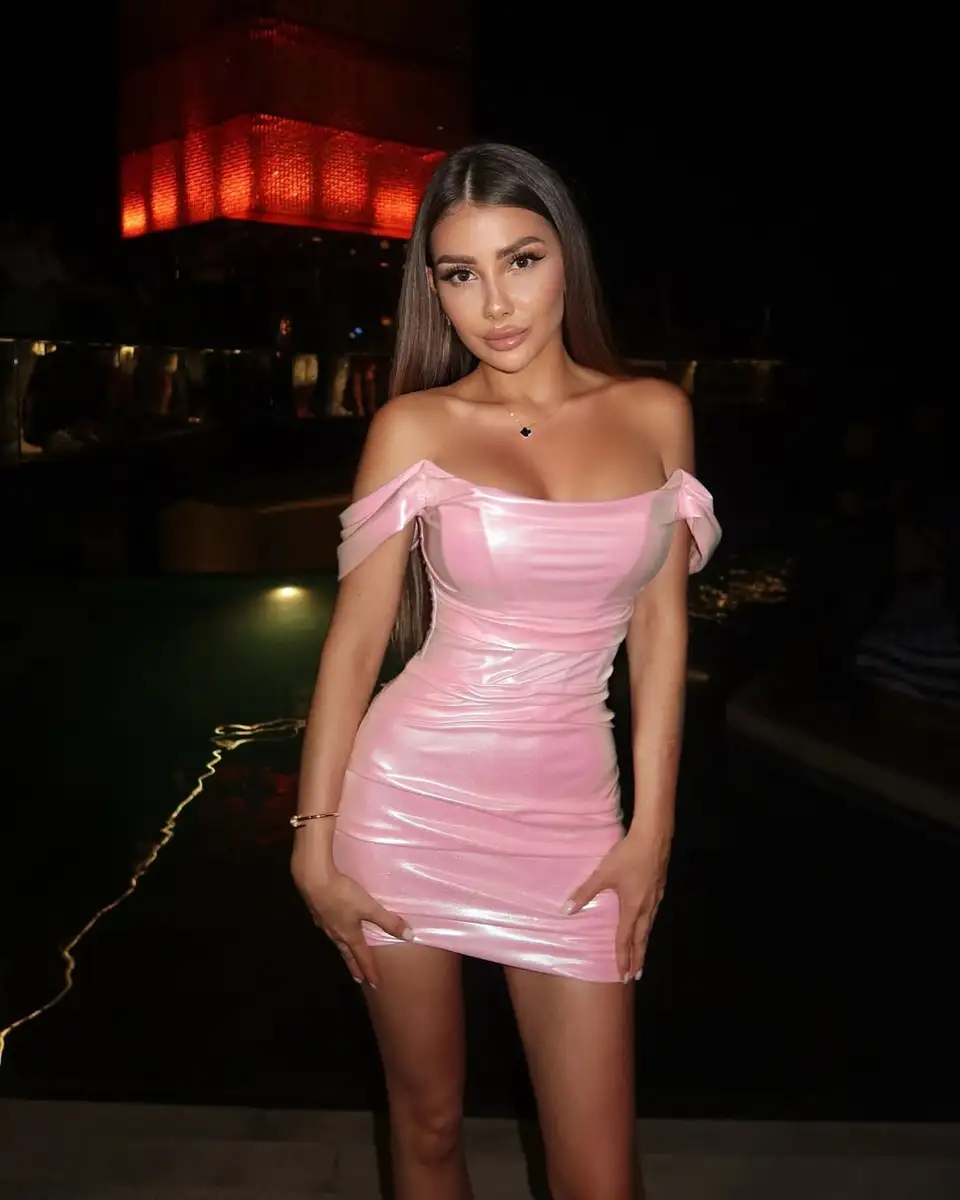 Cecilia escort in London