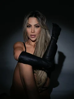 Dana escort in London
