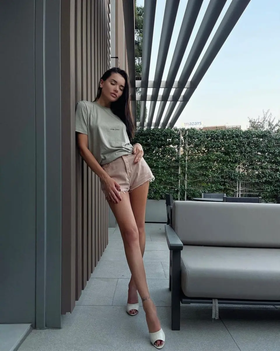 Eliza escort in London