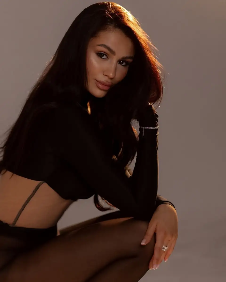 Eliza escort in London