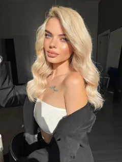 Kaitlyn escort in London