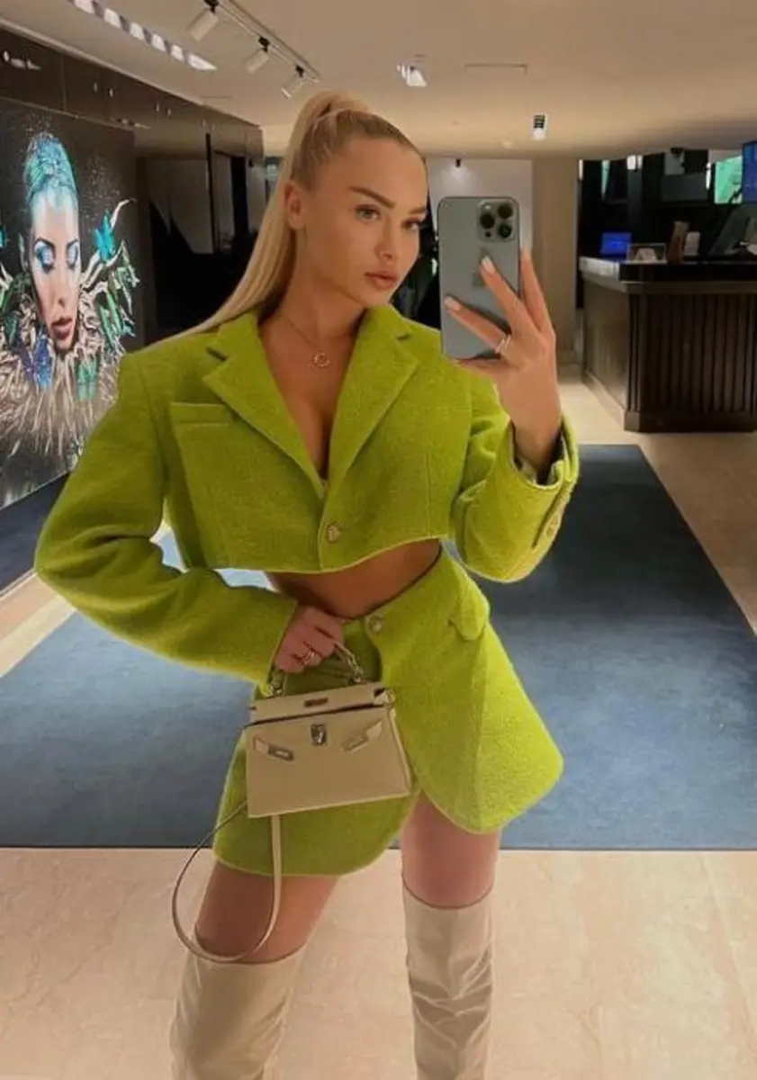 Kara escort in London