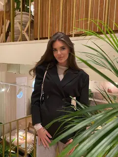 Lacey escort in London