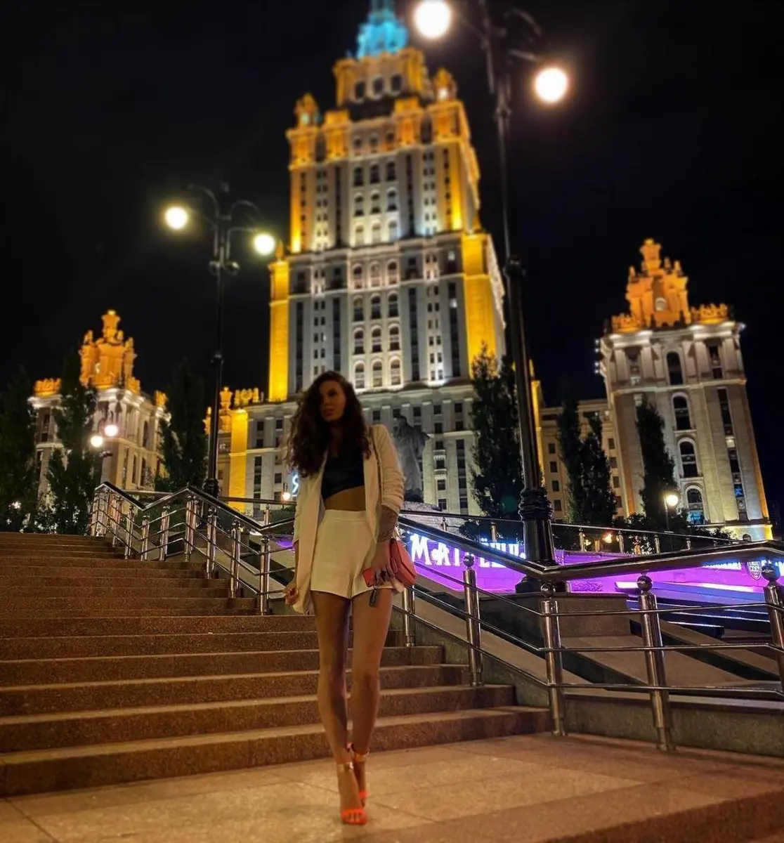 Laura escort in London