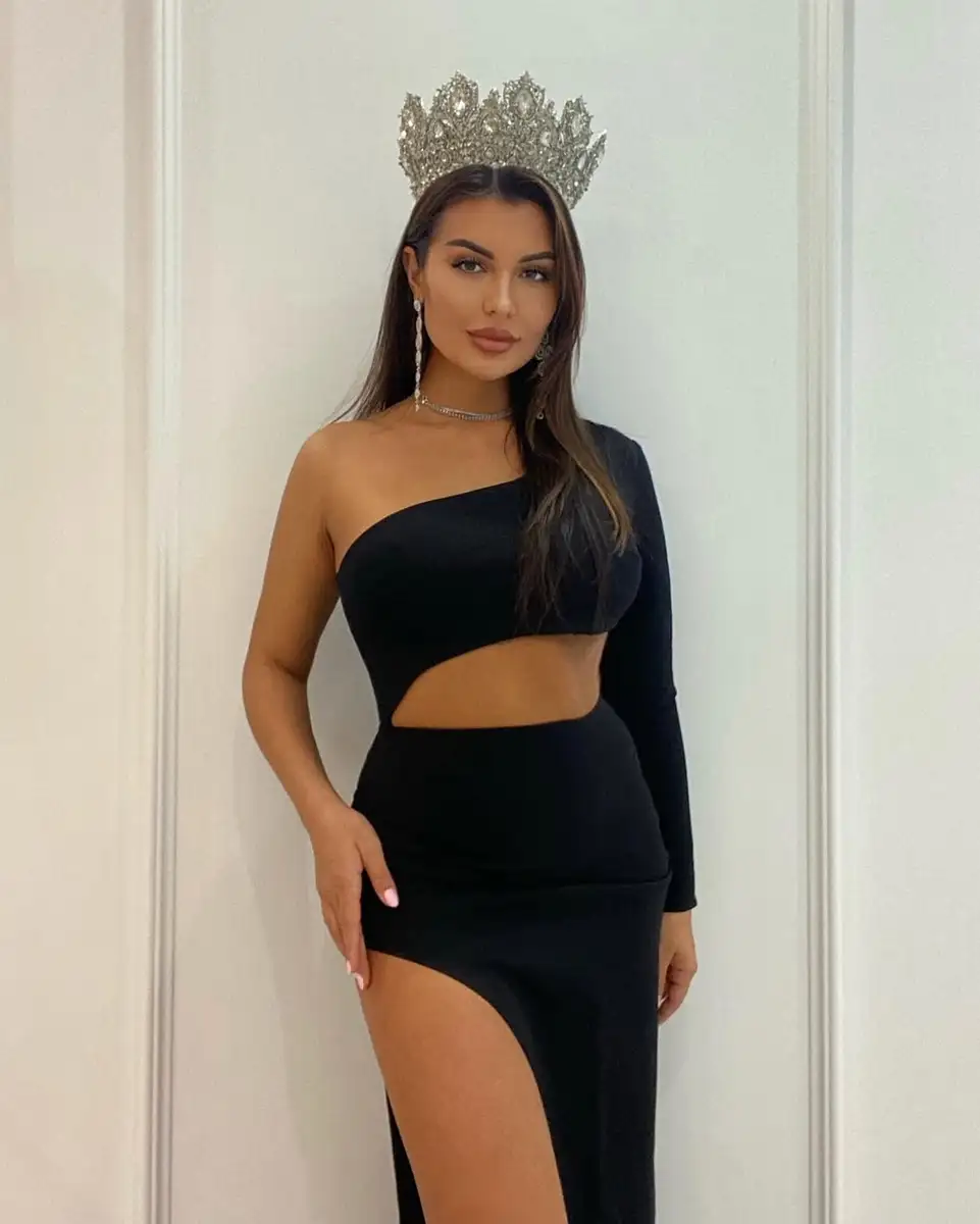 Lydia escort in London