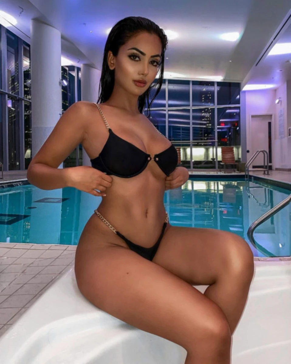 Mabel escort in London