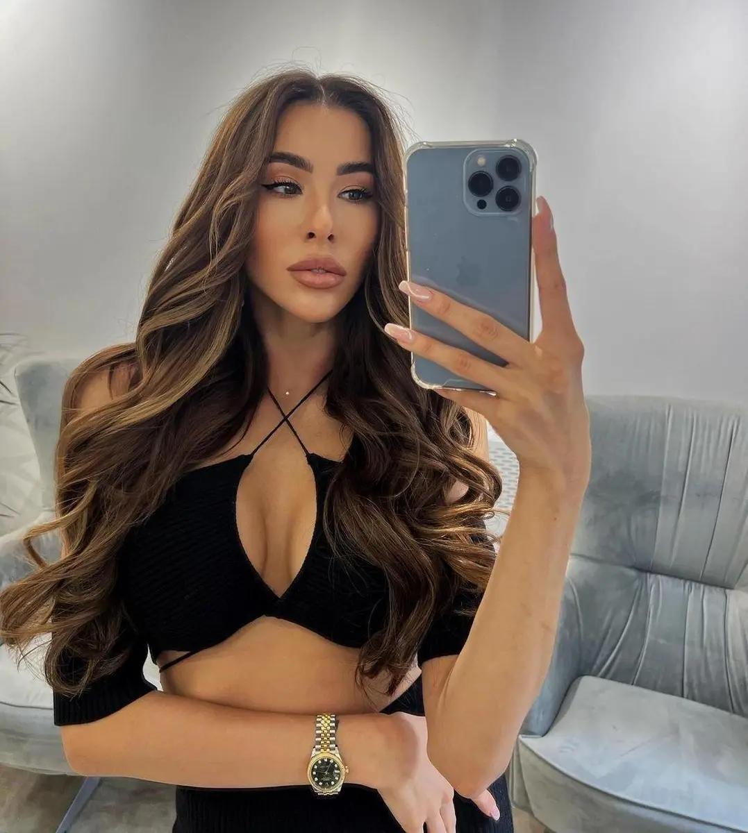 Maria escort in London