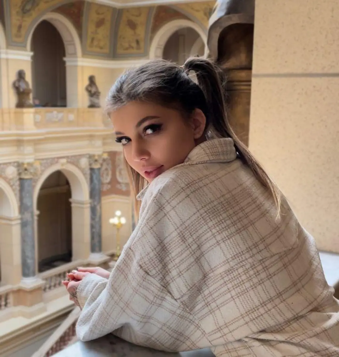 Paloma escort in London