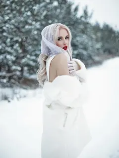 Raina escort in London