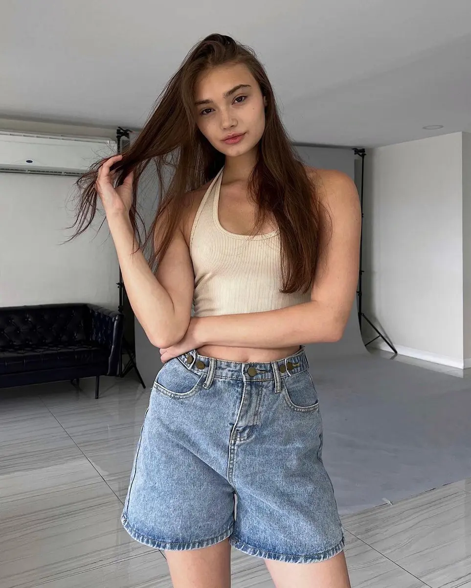 Renata escort in London
