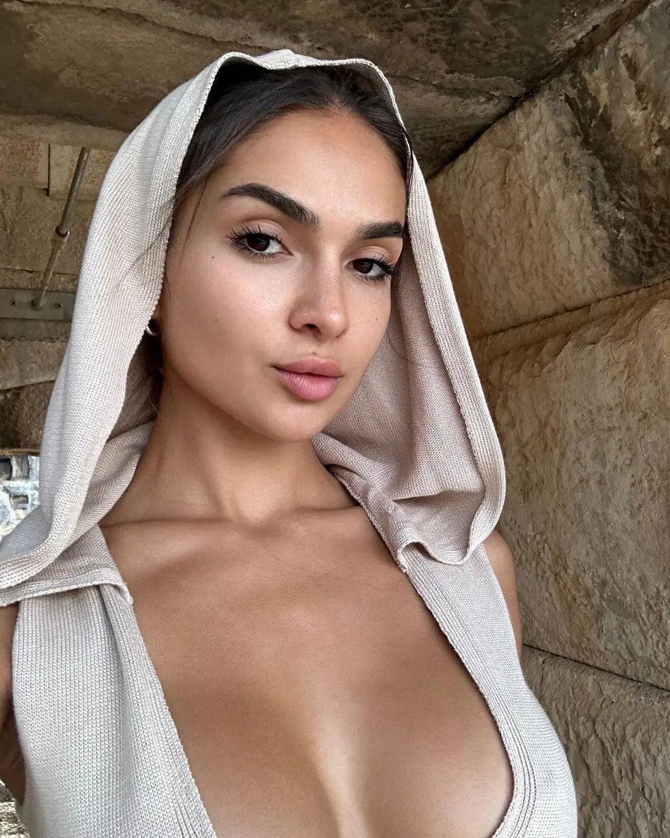 Sage escort in London