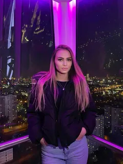 Solenne escort in London
